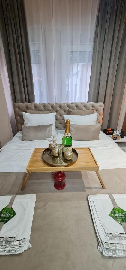 Design Apartment Business Lux 4 Star "Rio" Completely Business Lux Place In The City Center & Free Included Industry Optical Wifi & Netflix & Keyless Code Entry & Full Smart App & Kitchen & Washing Machine & Wide Terrace & Secure 2 Parking Place Ćuprija Exterior foto